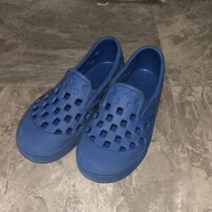 Toddler vans